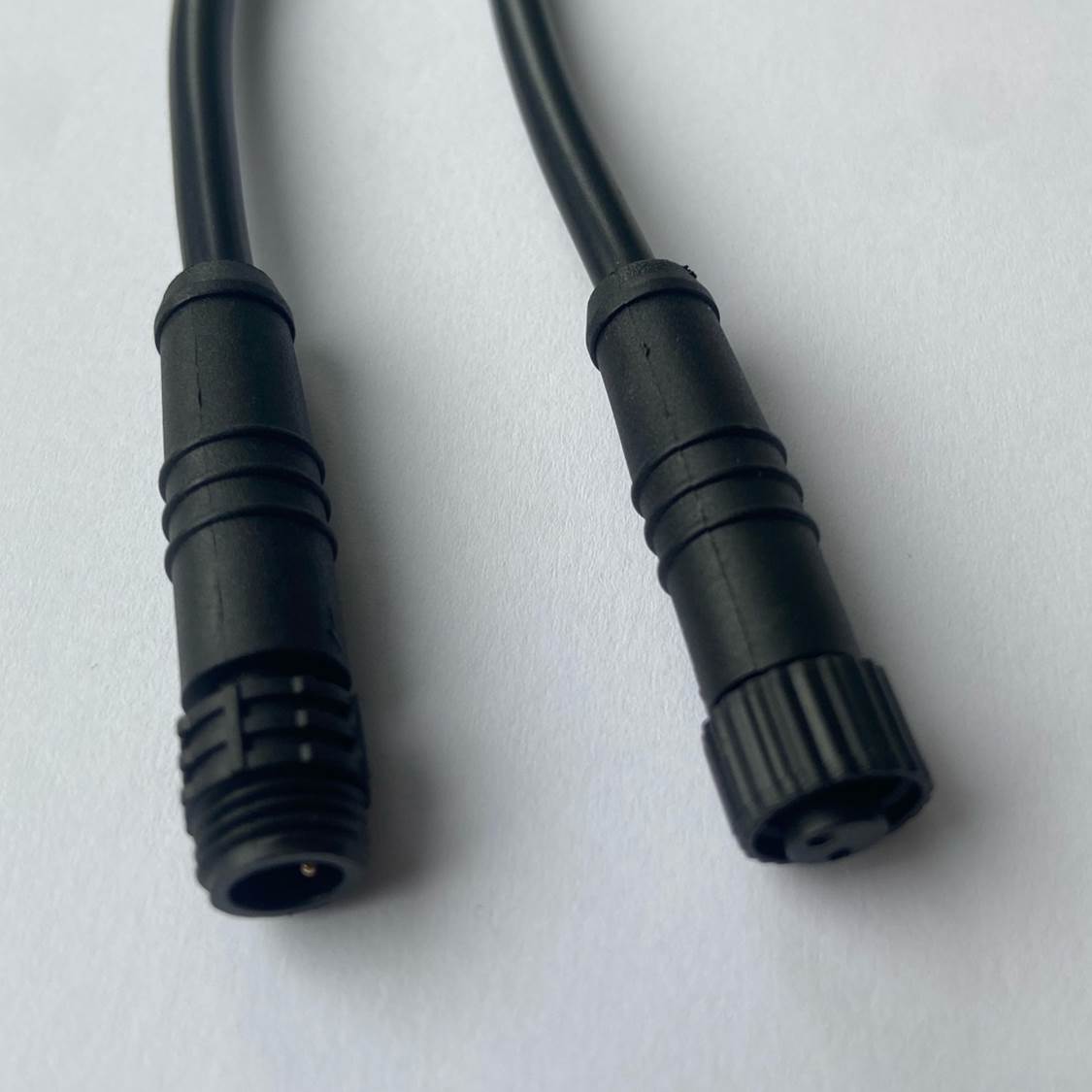 Stecker und Buchse für LED-Blockpflaster